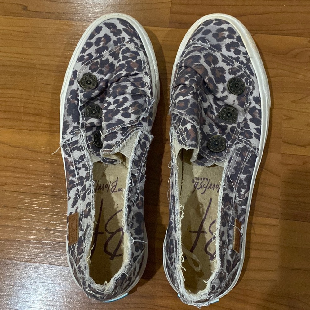 Leopard print comfortable shoes